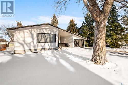 1336 Albert Street, Moose Jaw, SK - Outdoor