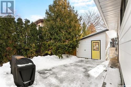 1336 Albert Street, Moose Jaw, SK - Outdoor