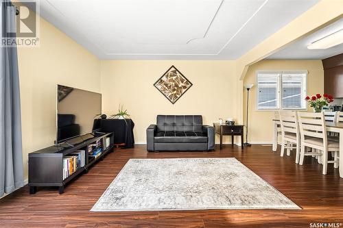 1336 Albert Street, Moose Jaw, SK - Indoor Photo Showing Living Room