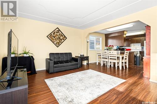 1336 Albert Street, Moose Jaw, SK - Indoor Photo Showing Living Room