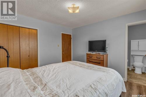 2518 Neff Road E, Regina, SK - Indoor Photo Showing Bedroom