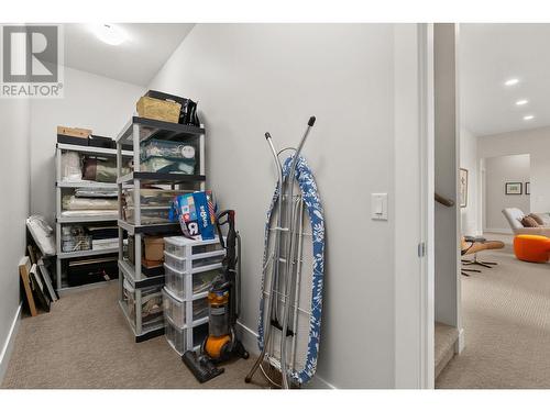 472 Sparrow Hawk Court, Kelowna, BC - Indoor Photo Showing Other Room