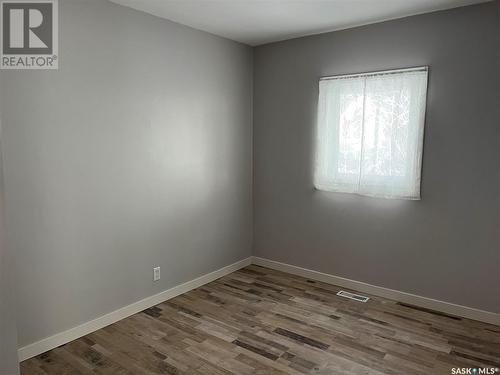 836 Outlook Avenue Sw, Moose Jaw, SK - Indoor Photo Showing Other Room