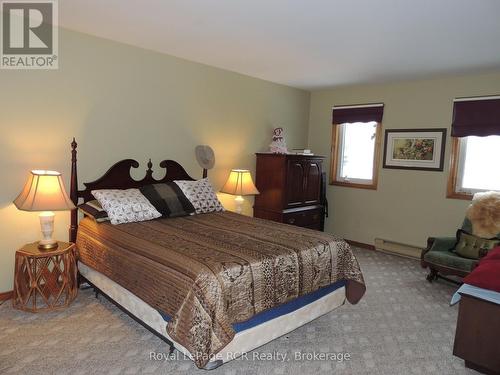 472768 Southgate Sdrd 47, Southgate, ON - Indoor Photo Showing Bedroom