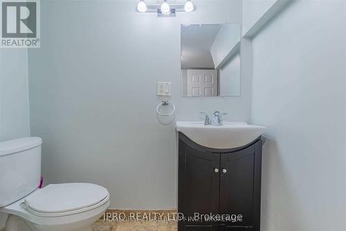 Lower - 66 Lindenshire Avenue, Vaughan, ON - Indoor Photo Showing Bathroom