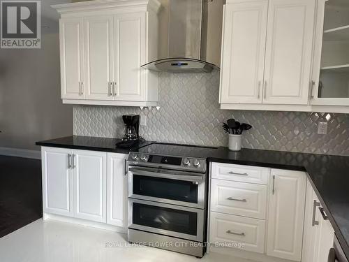 1103 Orchard Road, Mississauga, ON - Indoor Photo Showing Kitchen