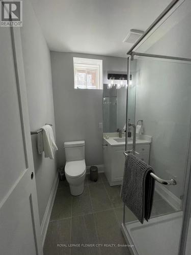 1103 Orchard Road, Mississauga, ON - Indoor Photo Showing Bathroom