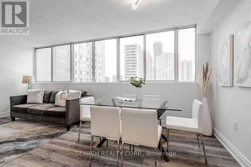 1108 - 3590 Kaneff Crescent, Mississauga, ON - Indoor Photo Showing Dining Room