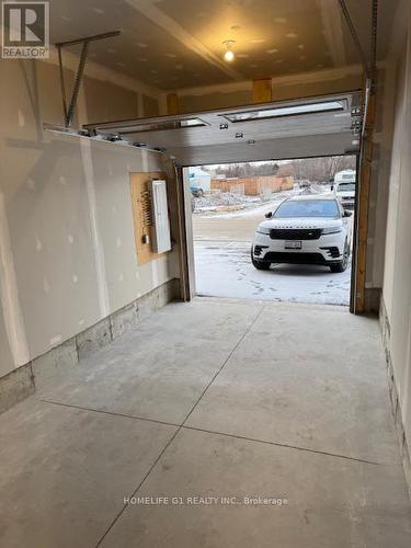 30 Evans Drive, Prince Edward County, ON - Indoor Photo Showing Garage