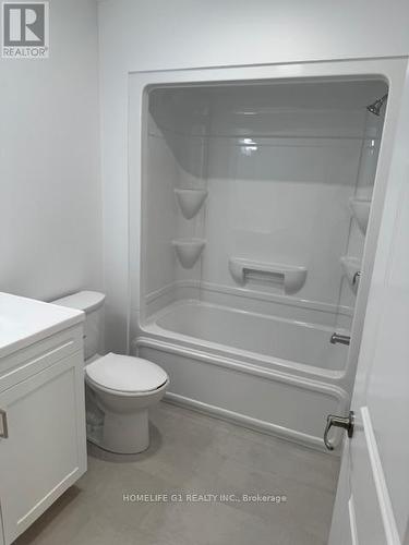 30 Evans Drive, Prince Edward County, ON - Indoor Photo Showing Bathroom