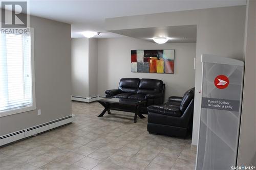 205 308 Petterson Drive, Estevan, SK - Indoor