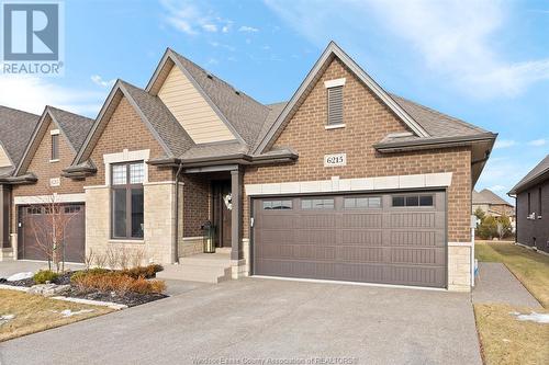 7448 Silverleaf Lane, Lasalle, ON - Outdoor With Facade