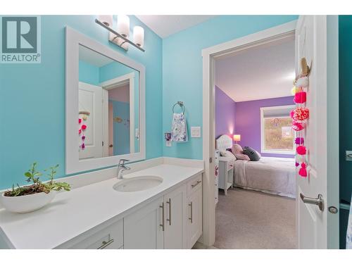 14395 Herron Road Unit# 108, Summerland, BC - Indoor Photo Showing Bathroom