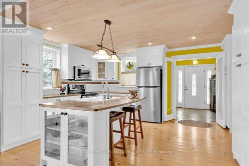 1458 Baptist Church Road, Stirling-Rawdon, ON - Indoor Photo Showing Kitchen