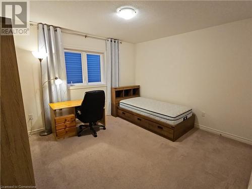 Bedroom with carpet flooring - 218 Gravel Ridge Trail, Kitchener, ON - Indoor