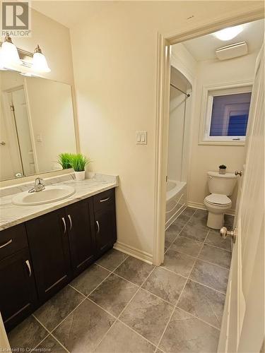 Full bathroom with vanity, toilet, and bathtub / shower combination - 218 Gravel Ridge Trail, Kitchener, ON - Indoor Photo Showing Bathroom