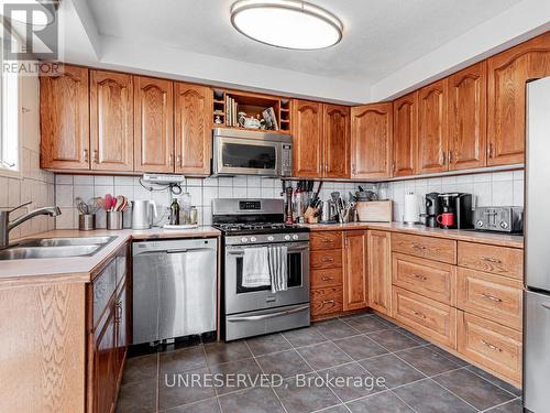 2982 Earl Street, Innisfil, ON - Indoor Photo Showing Kitchen With Double Sink