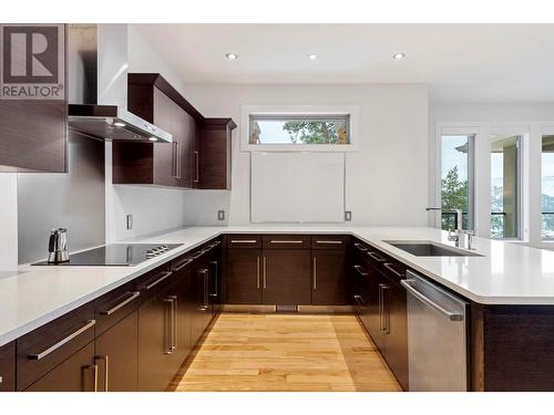 Main Floor - 272 Triple Tree Place, Kelowna, BC - Indoor Photo Showing Kitchen With Upgraded Kitchen