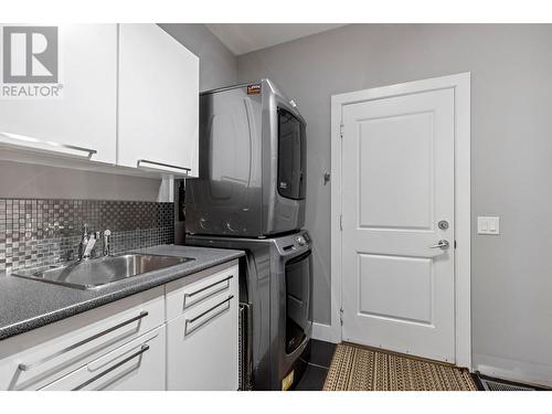 Main Floor - 272 Triple Tree Place, Kelowna, BC - Indoor Photo Showing Laundry Room