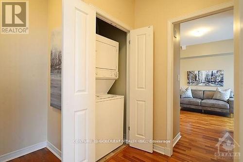 2303 - 570 Laurier Avenue W, Ottawa, ON - Indoor Photo Showing Laundry Room