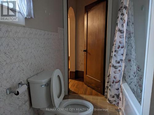 52681 Calton Line, Malahide, ON - Indoor Photo Showing Bathroom