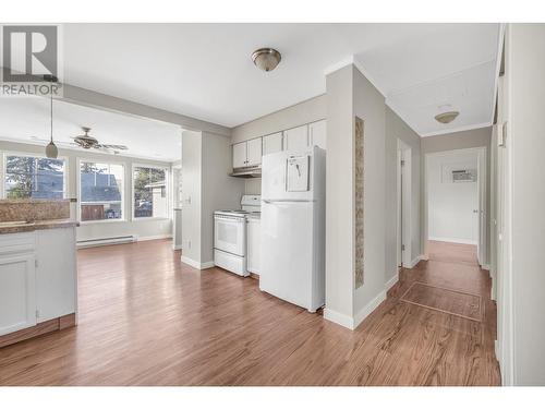 3502 17Th Street, Vernon, BC - Indoor Photo Showing Kitchen