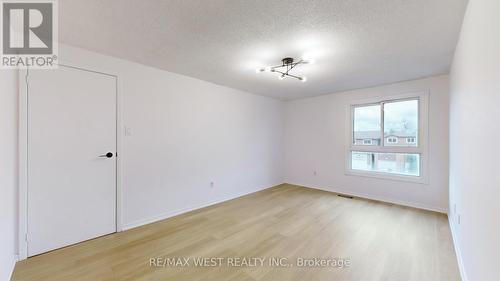 80 Rejane Crescent, Vaughan, ON - Indoor Photo Showing Other Room