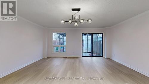 80 Rejane Crescent, Vaughan, ON - Indoor Photo Showing Other Room