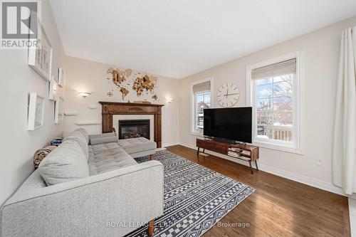 20 Country Stroll Crescent, Caledon, ON - Indoor Photo Showing Living Room With Fireplace