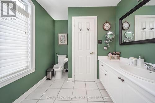 20 Country Stroll Crescent, Caledon, ON - Indoor Photo Showing Bathroom