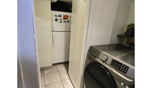 Laundry room - 556 63E Avenue, Laval (Chomedey), QC - Indoor Photo Showing Laundry Room