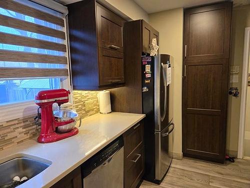 Kitchen - 556 63E Avenue, Laval (Chomedey), QC - Indoor Photo Showing Kitchen