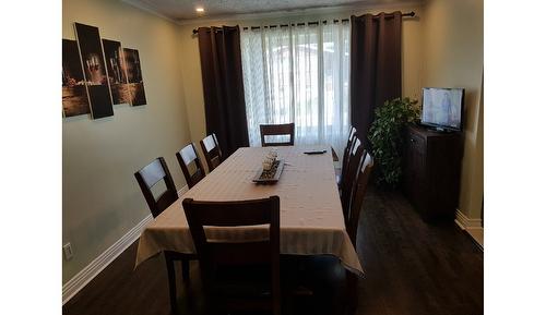 Living room - 556 63E Avenue, Laval (Chomedey), QC - Indoor Photo Showing Dining Room