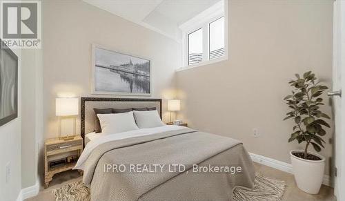 20 Ludlow Drive, Barrie, ON - Indoor Photo Showing Bedroom