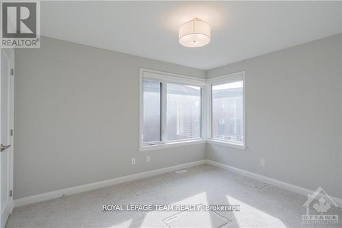 141 Boundstone Way, Ottawa, ON - Indoor Photo Showing Other Room