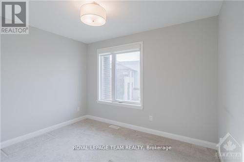 141 Boundstone Way, Ottawa, ON - Indoor Photo Showing Other Room