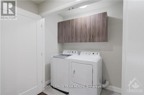 141 Boundstone Way, Ottawa, ON - Indoor Photo Showing Laundry Room