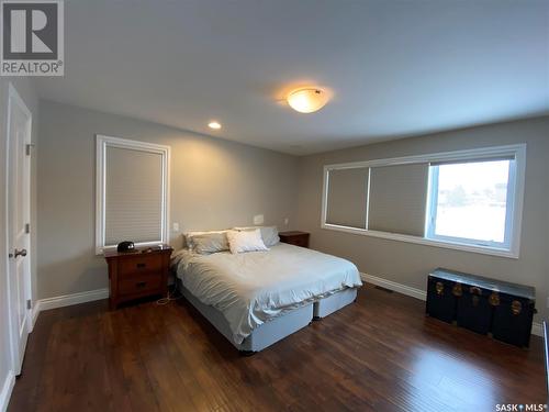 213 7Th Avenue Sw, Eston, SK - Indoor Photo Showing Bedroom