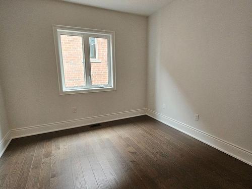 150 Rowe St, Bradford West Gwillimbury, ON - Indoor Photo Showing Other Room