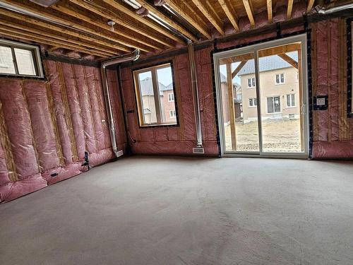 150 Rowe St, Bradford West Gwillimbury, ON - Indoor Photo Showing Basement