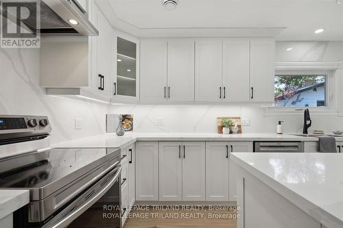 57 Sunray Avenue, London, ON - Indoor Photo Showing Kitchen