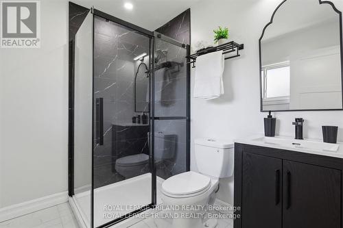 57 Sunray Avenue, London, ON - Indoor Photo Showing Bathroom