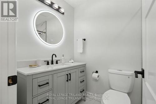 57 Sunray Avenue, London, ON - Indoor Photo Showing Bathroom