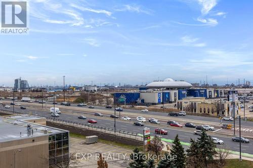 512 - 3600 Highway 7, Vaughan, ON - Outdoor With View