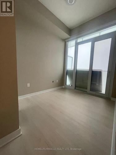 5404 - 3900 Confederation Parkway, Mississauga, ON - Indoor Photo Showing Other Room