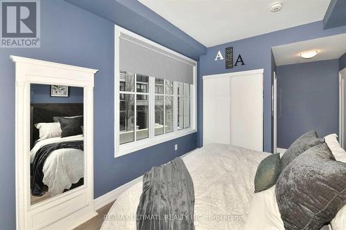 732 - 665 Cricklewood Drive, Mississauga, ON - Indoor Photo Showing Bedroom