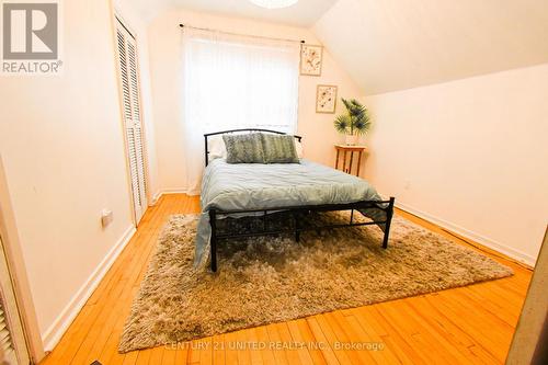 341 Welsh Street, Peterborough (Ashburnham), ON - Indoor Photo Showing Bedroom