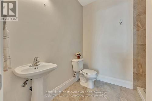 221B - 85 Morrell Street, Brantford, ON - Indoor Photo Showing Bathroom