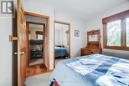 8672 Poplar Sideroad, Clearview, ON - Indoor Photo Showing Bedroom