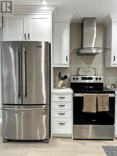 1183 N Kahshe Lake Road, Gravenhurst, ON - Indoor Photo Showing Kitchen